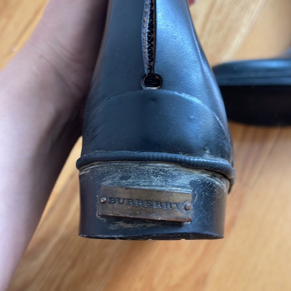 BURBERRY RAIN BOOTS RIDING SHOES BLACK 38 8 - Picture 4 of 13